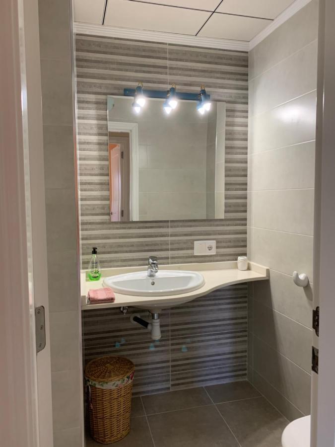 Primera línea, parking, wi fi, apartamento Palm Beach Denia Bagian luar foto